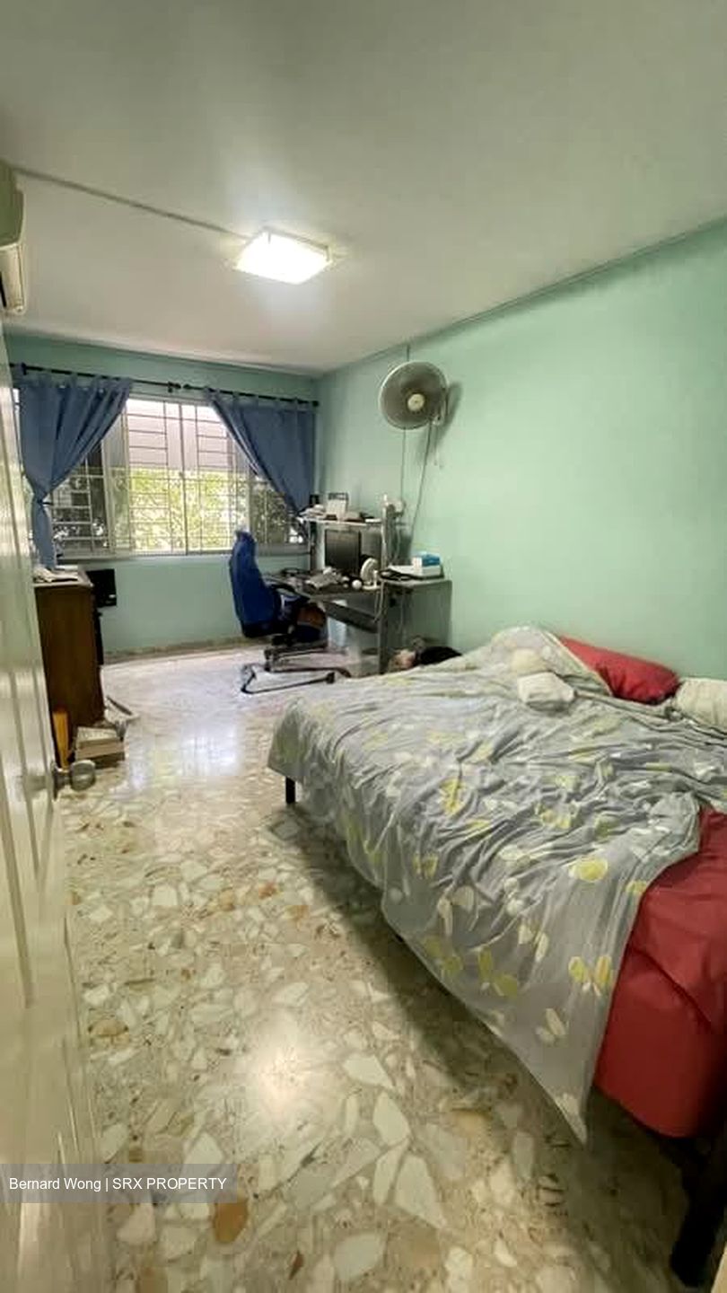 Blk 306 Yishun Rivergreen (Yishun), HDB 5 Rooms #572377011